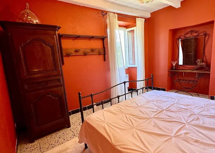 Maison Traditionnelle Avec Vues Sur St Michel Holiday home