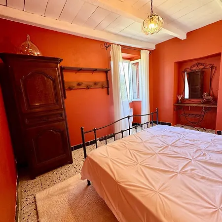 Maison Traditionnelle Avec Vues Sur St Michel Holiday home