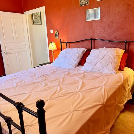 Semesterbostad Maison Traditionnelle Avec Vues Sur St Michel *