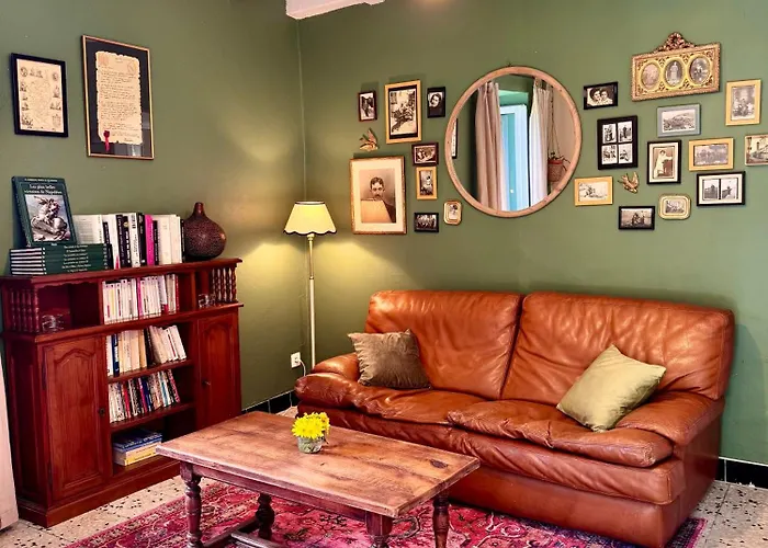 Maison Traditionnelle Avec Vues Sur St Michel